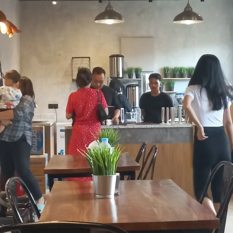 Lekker dan Kopi by Lekker Story, Meruya. 9