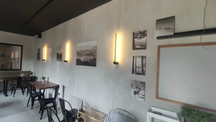 Lekker dan Kopi by Lekker Story, Meruya. 5