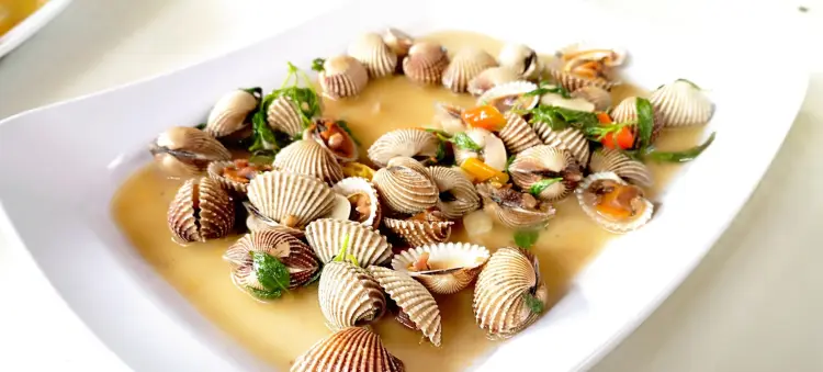 Pendopo Lobster Resto 10