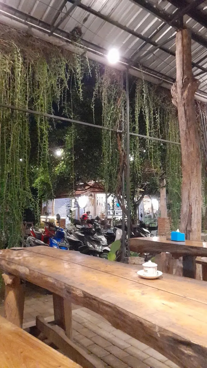 Warung KUYAKA 4