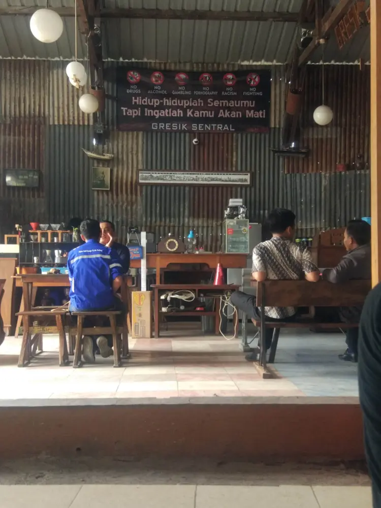 Gresik Sentral Coffee 10
