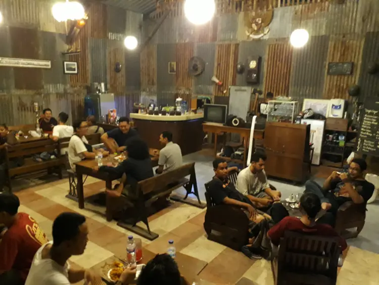 Gresik Sentral Coffee 6