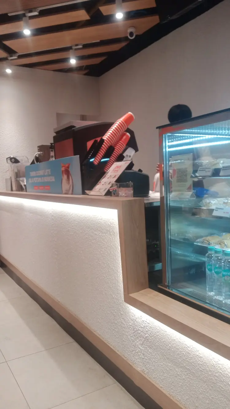 TOMORO COFFEE - City Plaza Jatinegara 6