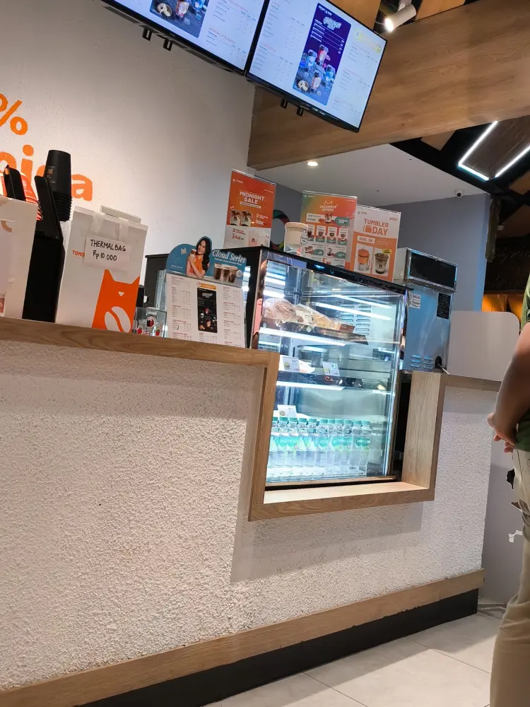 TOMORO COFFEE - City Plaza Jatinegara 7