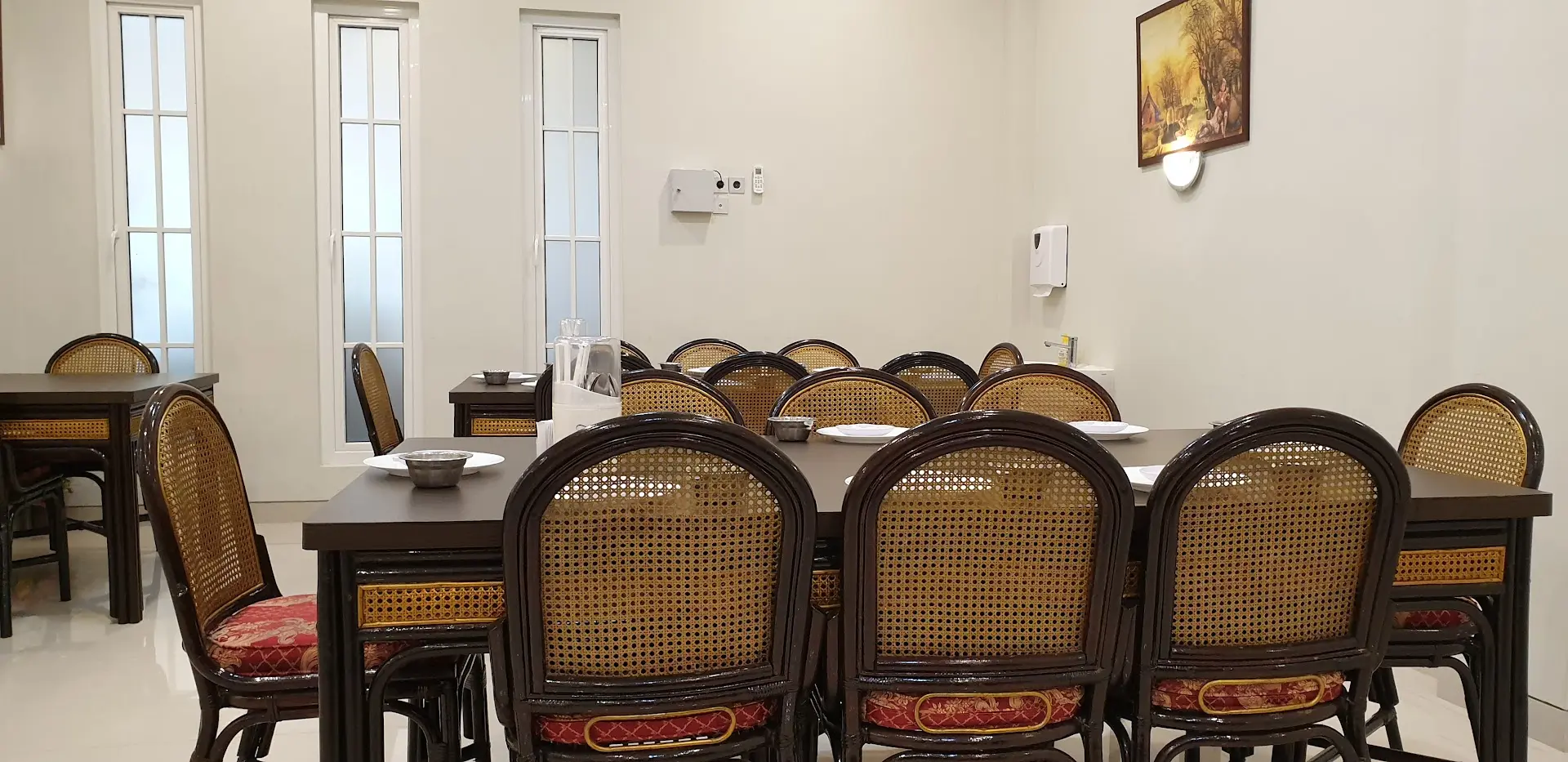 Warung Seafood Legendaris Makassar (Rating 4.7 Google), Rasanya Mantap tapi Anjay, Pelayannya Lebih Berasa Bos 5