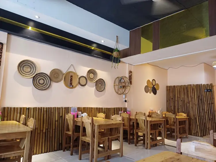 Warung Guling Pak Made 6