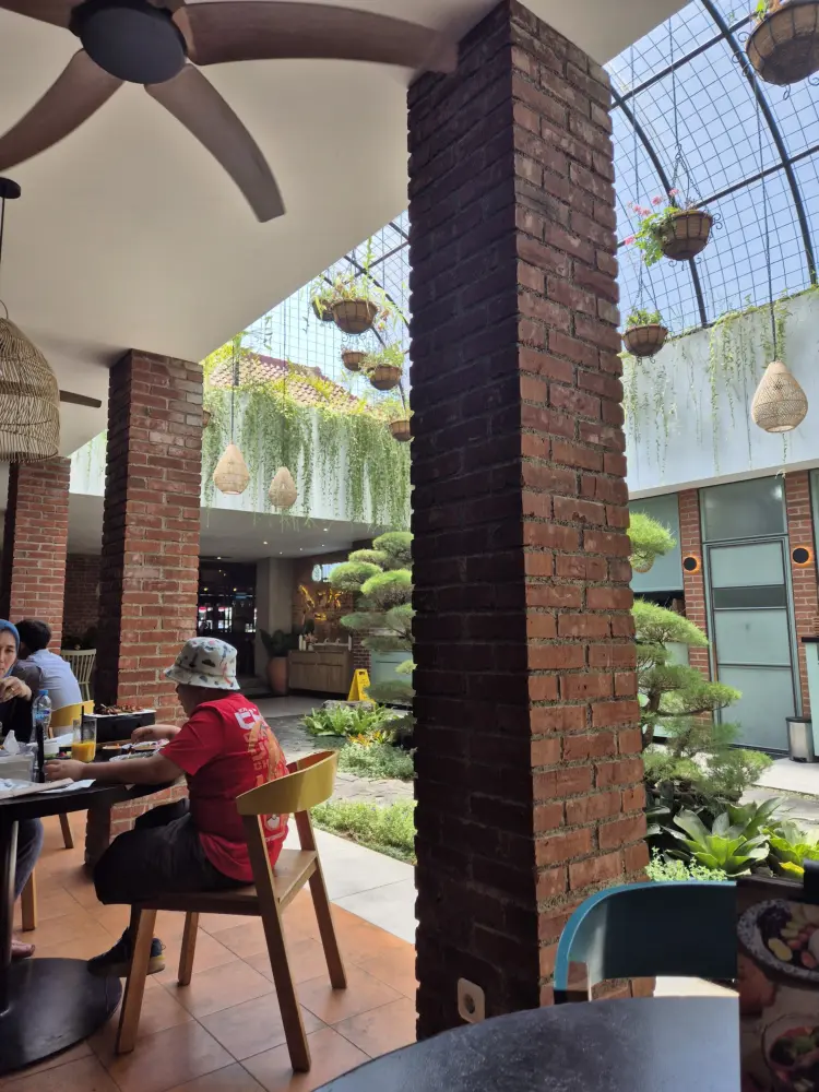 Tempayan Indonesian Bistro 5