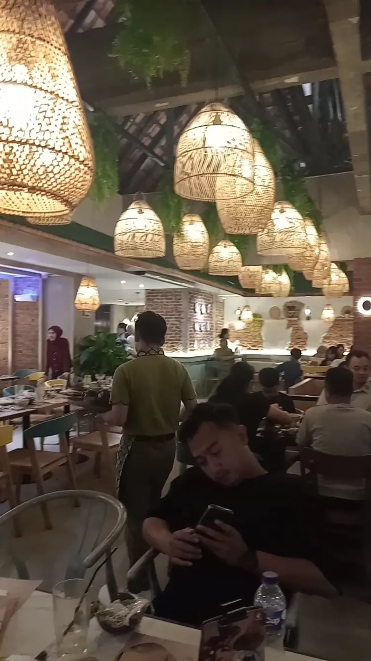 Tempayan Indonesian Bistro 9