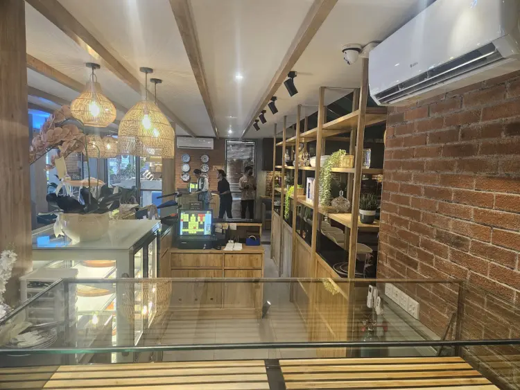 Tempayan Indonesian Bistro 3