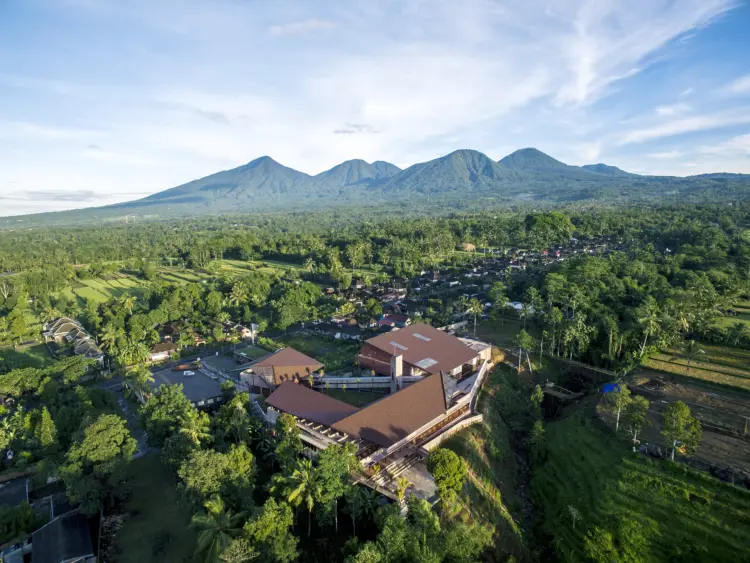 Secret Garden Village 1