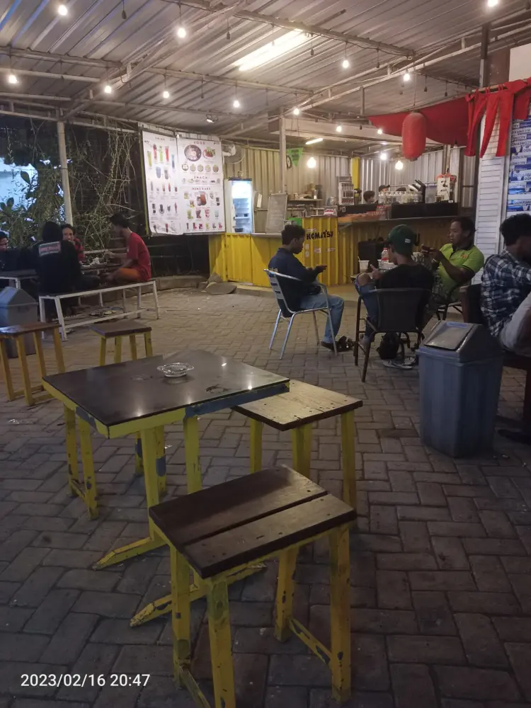 Sr Cafe Laren Lamongan 7