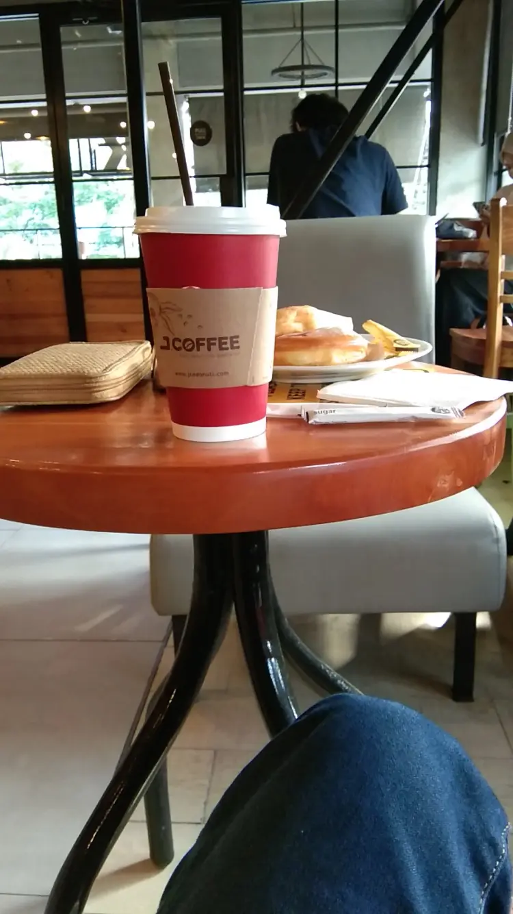JCo Donuts Palembang Square 9