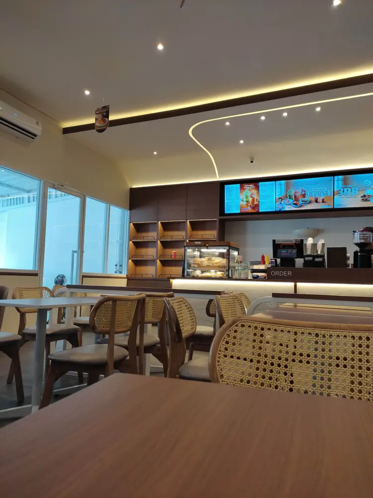 Kopi Kenangan - Ruko Siliwangi Kuningan 6