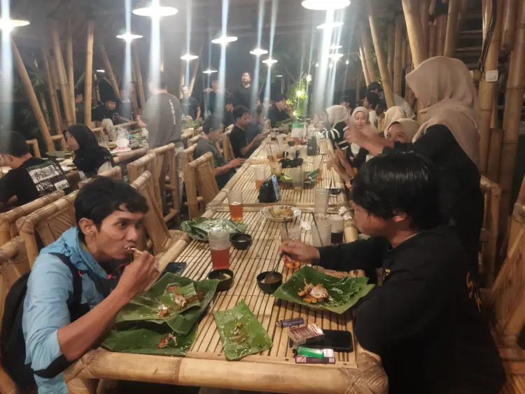 Tatar Sunda Legok 10