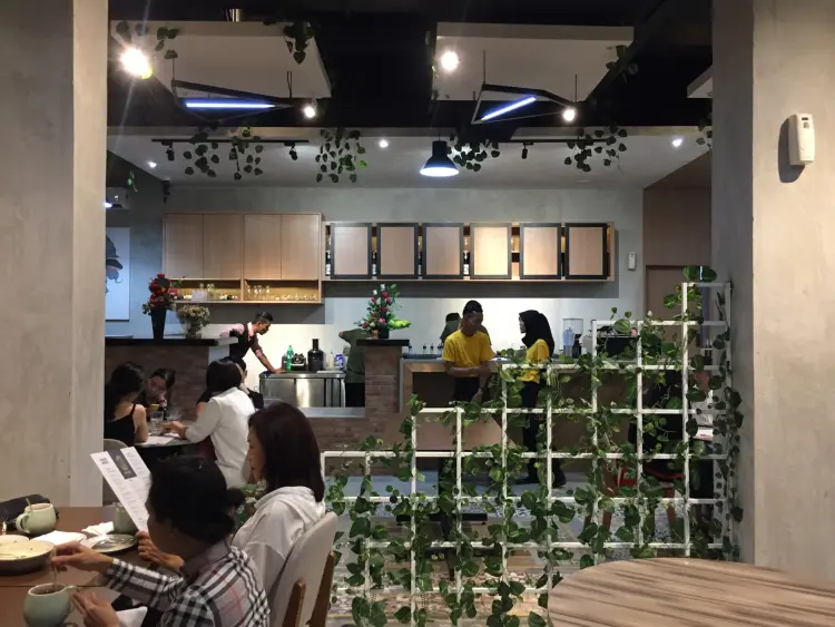 PEOPLE'S PLACE CAFE Medan 6