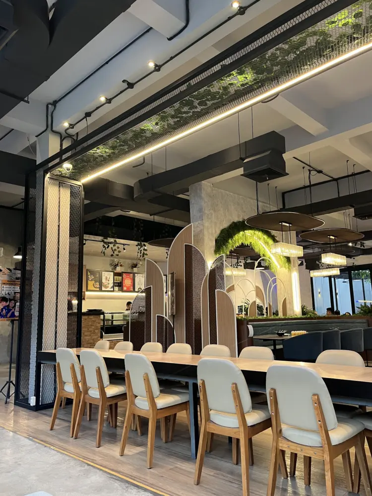 PEOPLE'S PLACE CAFE Medan 10