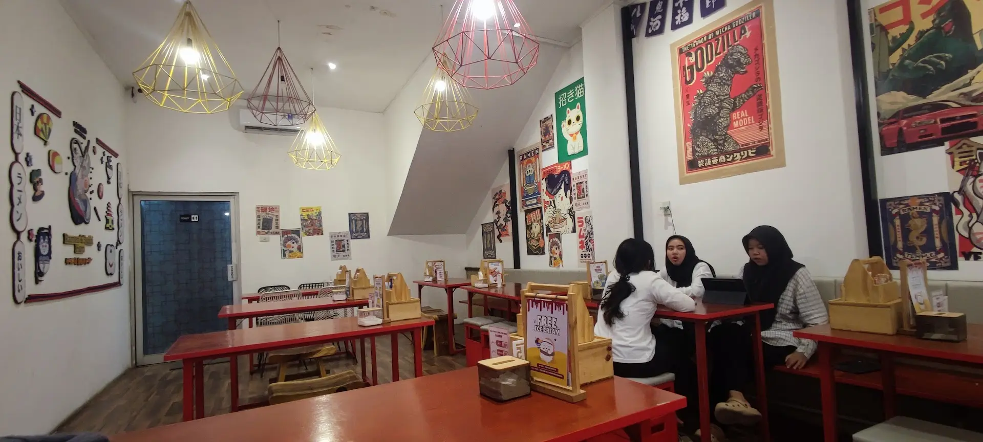 Calling all Lampung Uni Students! I've reviewed this budget-friendly Japanese Nongkrong spot for you 2