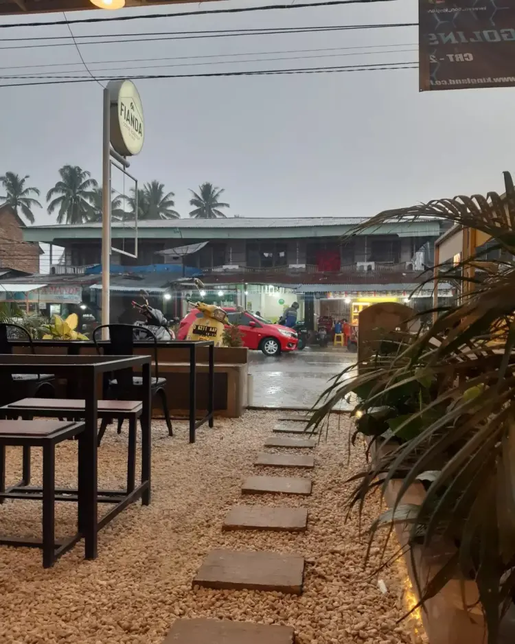 Fianda Coffee Roastery and Eatery Payakumbuh 1