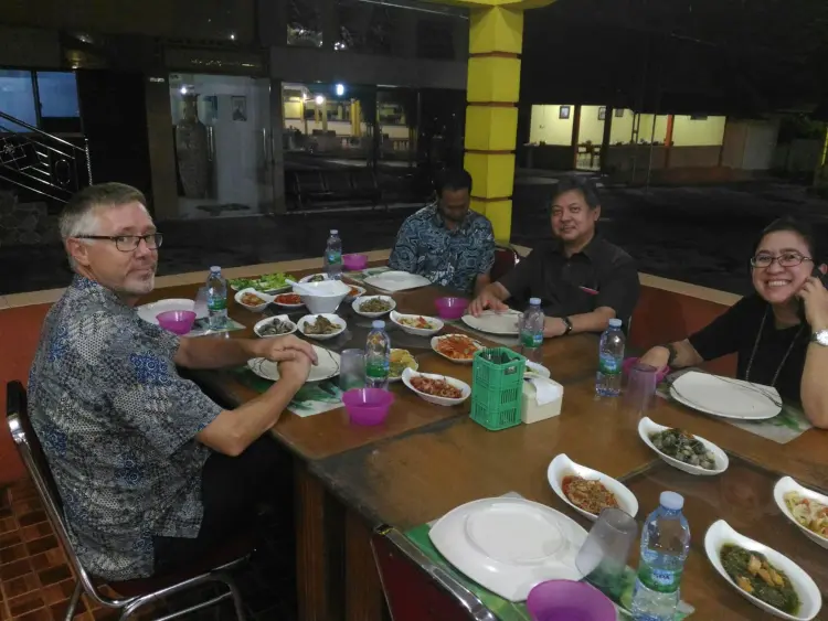 Pondok Masakan Khas Melayu 7