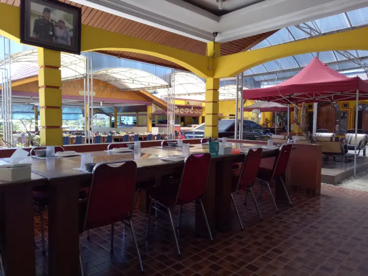 Pondok Masakan Khas Melayu 9