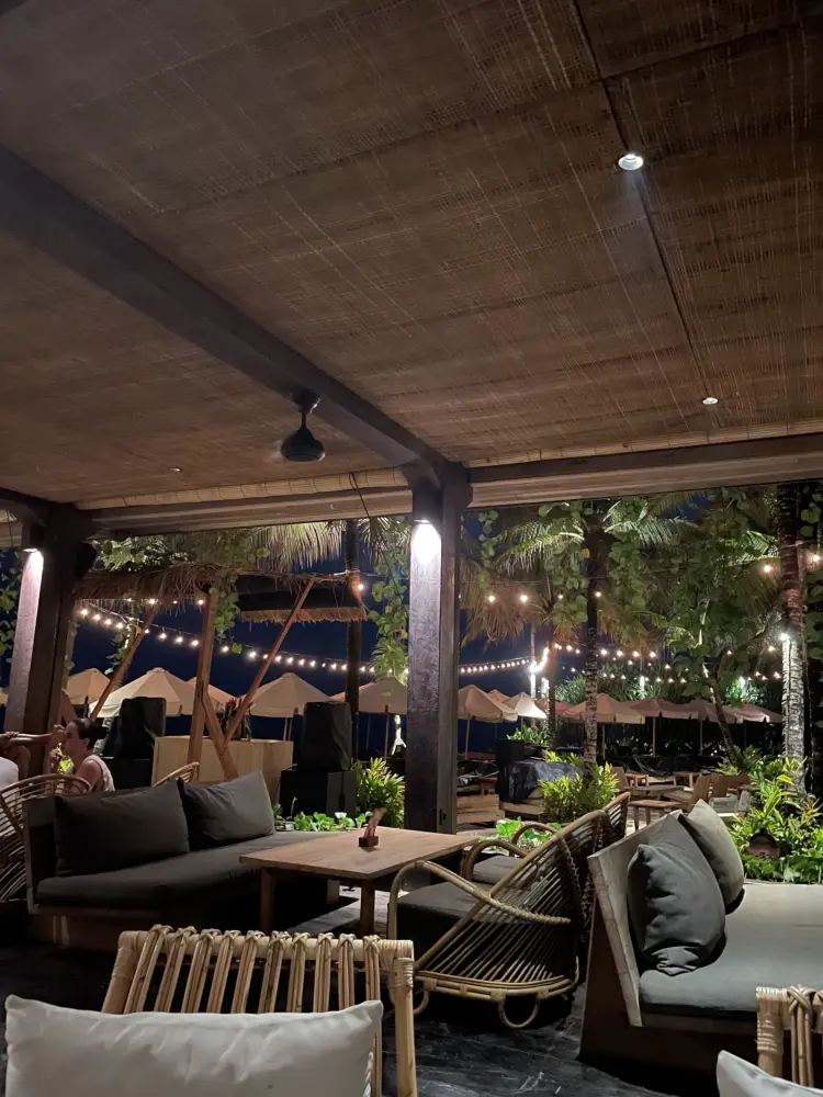 The Lawn Canggu Beach Club 4