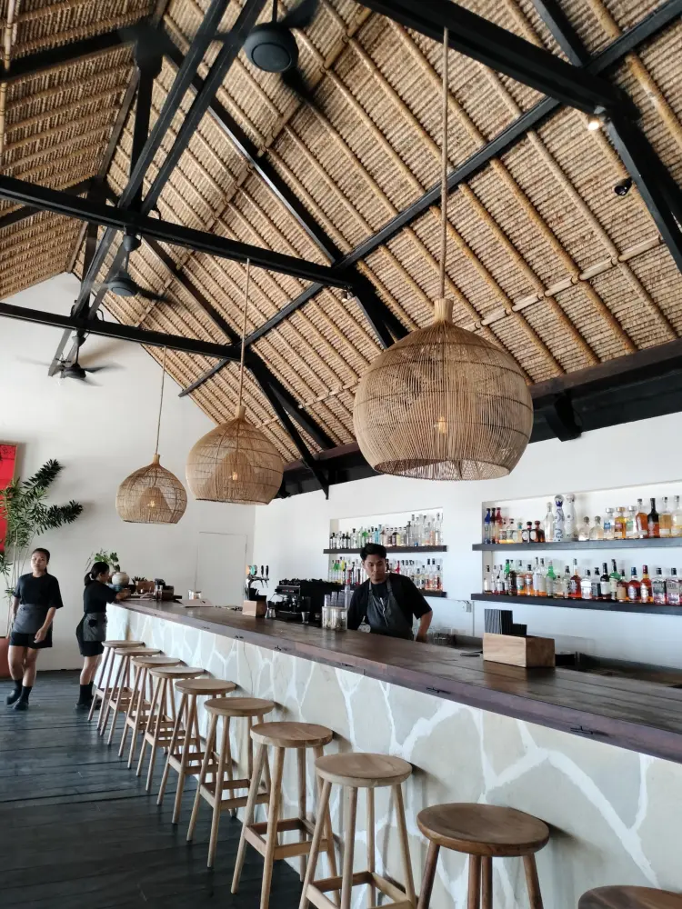 The Lawn Canggu Beach Club 5