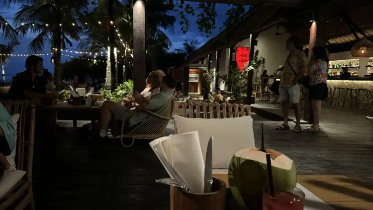 The Lawn Canggu Beach Club 9