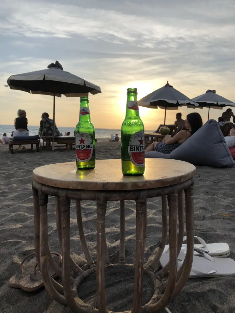 The Lawn Canggu Beach Club 10