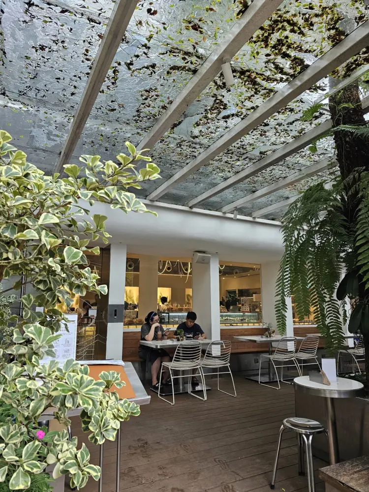 NOB Cafe, The Breeze BSD 2