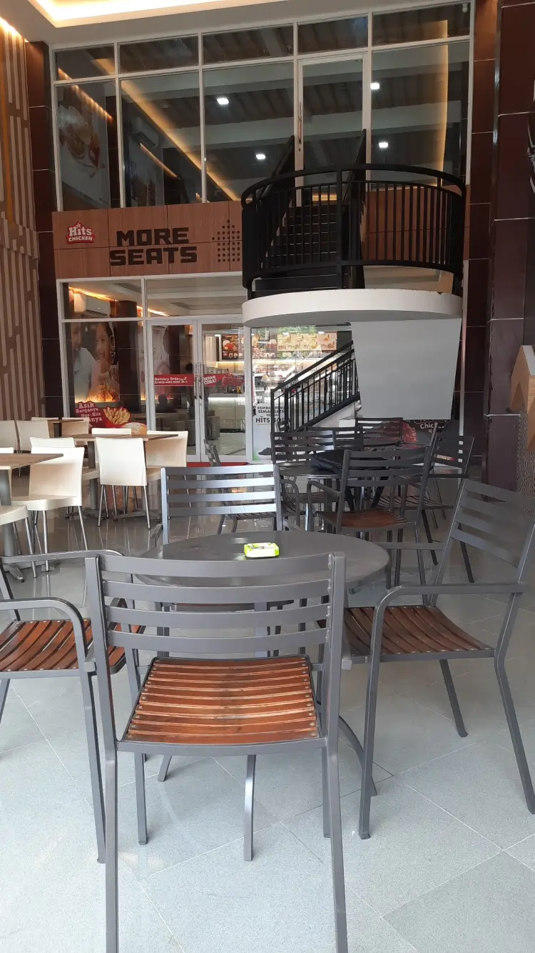 HITS CHICKEN Jatirogo Tuban 7