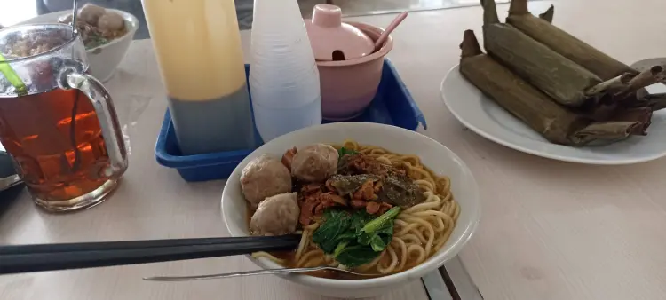 Bakso Dan Mie Ayam Pak Gito 8