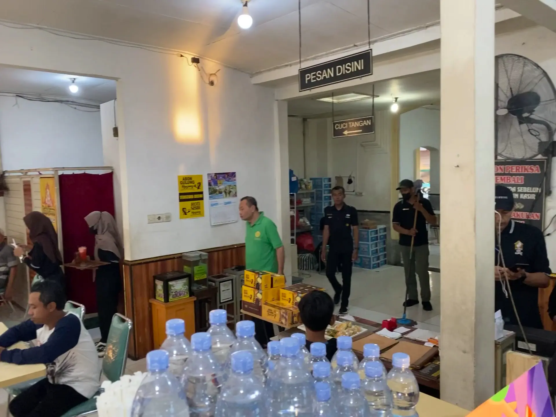 火车站对面的传奇羊肉，连不吃羊的都被征服？但…先做好排队准备！ 5