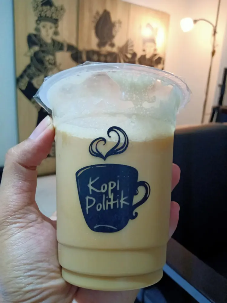 Kopi Politik 8