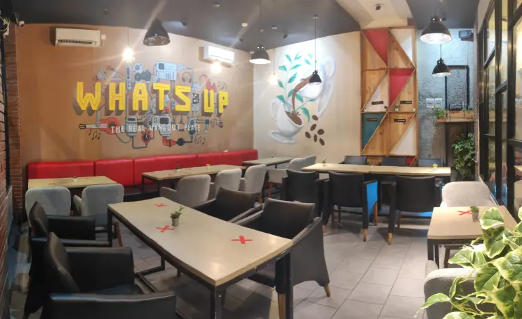 Mahasiswa Depok, merapat! Anjay, ada tempat Nongkrong yang makanannya sistem blind box?