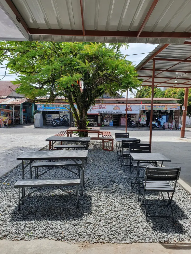 Kafe Titik Kumpul Plata(TKP) 4