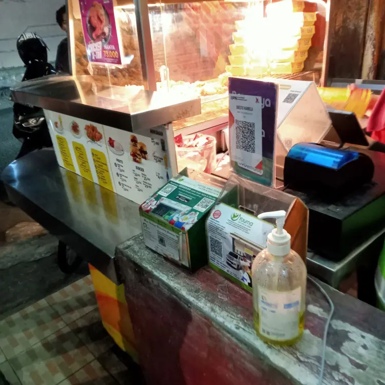 d'BestO Chicken & Burger 9