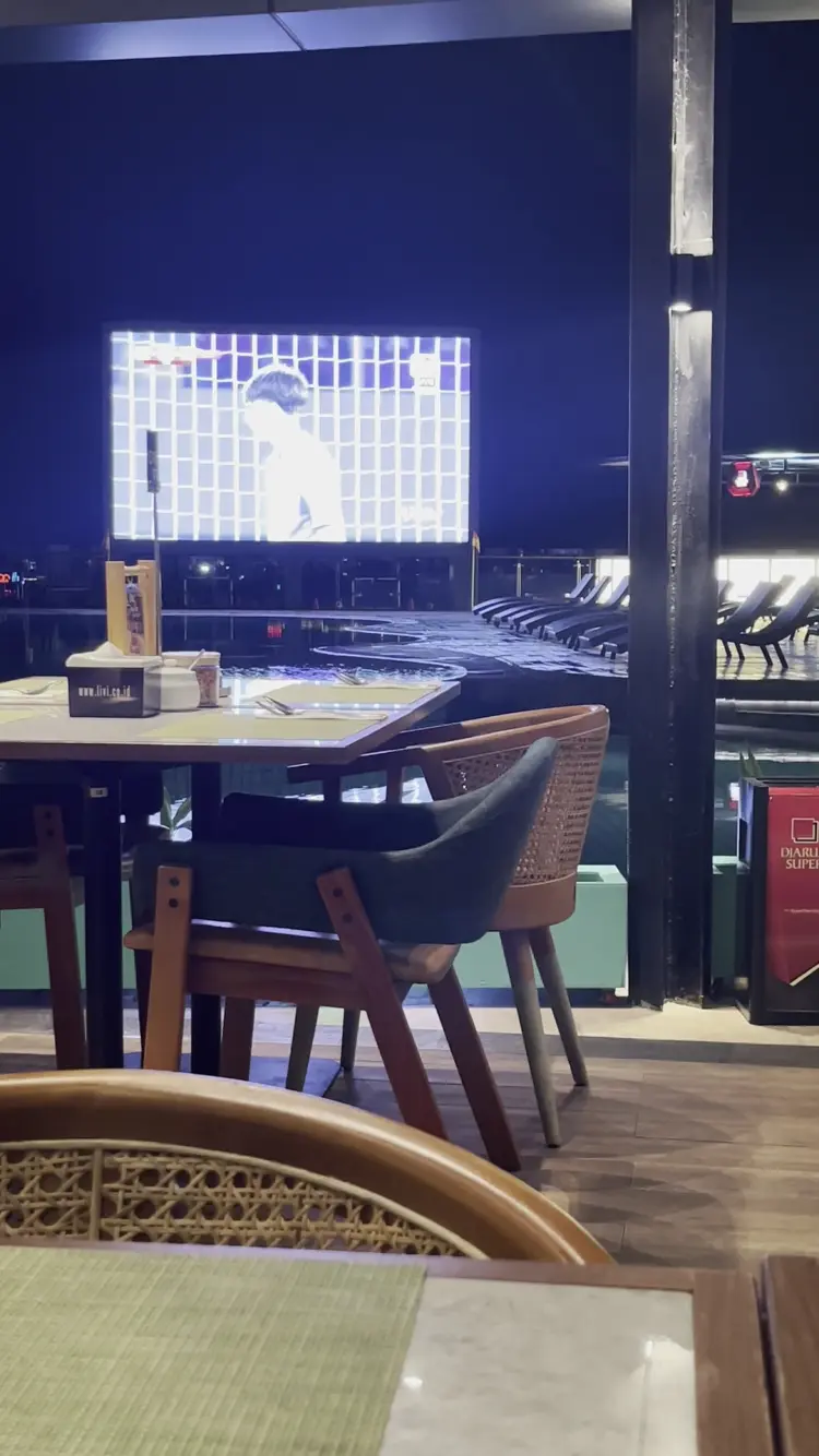 Kecapi Cafe & Resto Samarinda 8