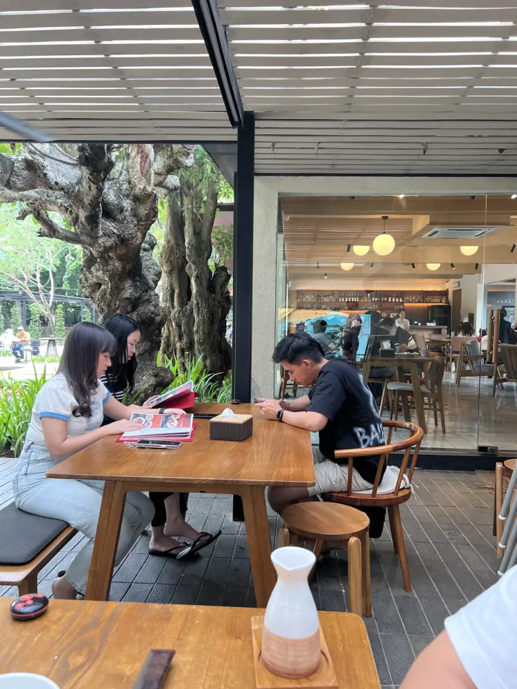 Little Talk Bistro 7