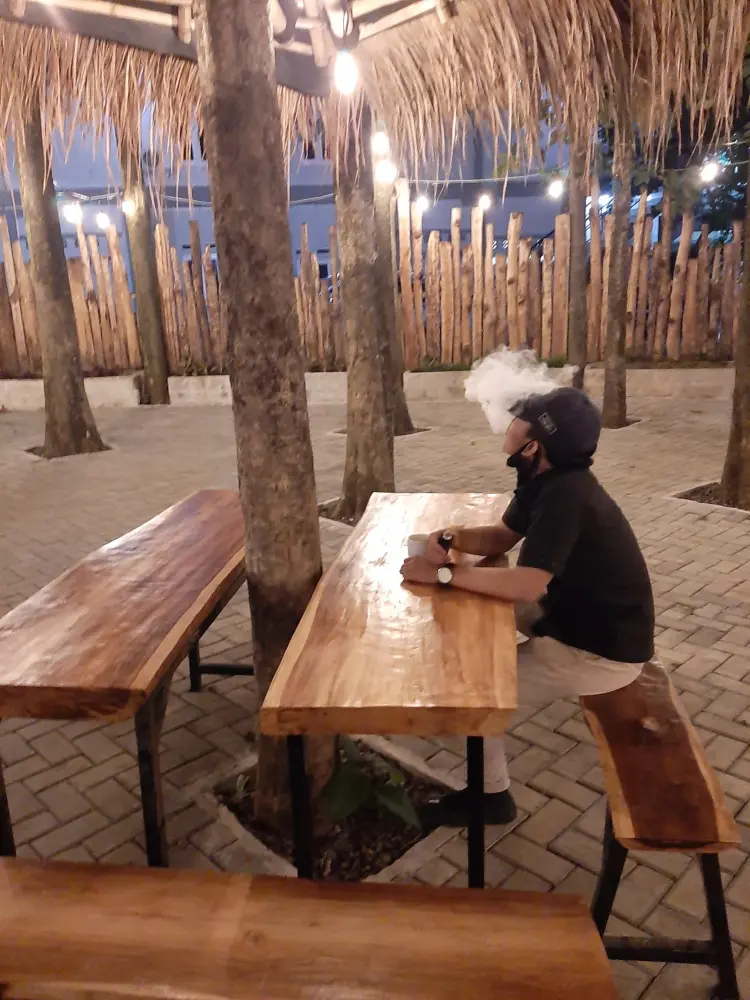 De'Jati Coffee Garden 10