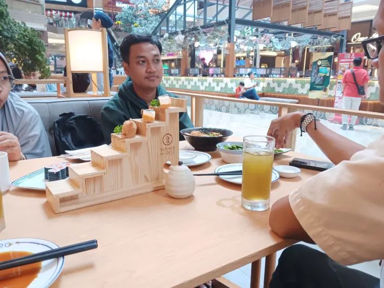 Sushi Hiro Kota Kasablanka 5