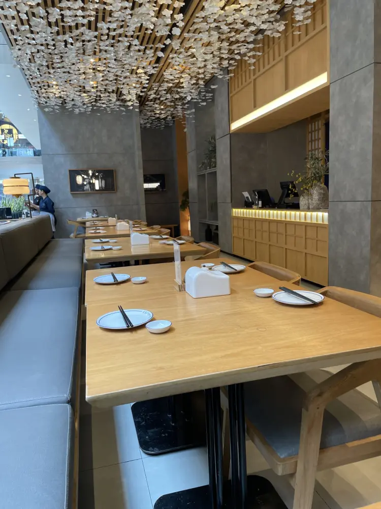 Sushi Hiro Kota Kasablanka 6