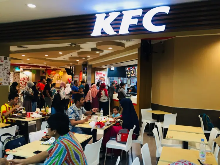 KFC Graha Cijantung 4
