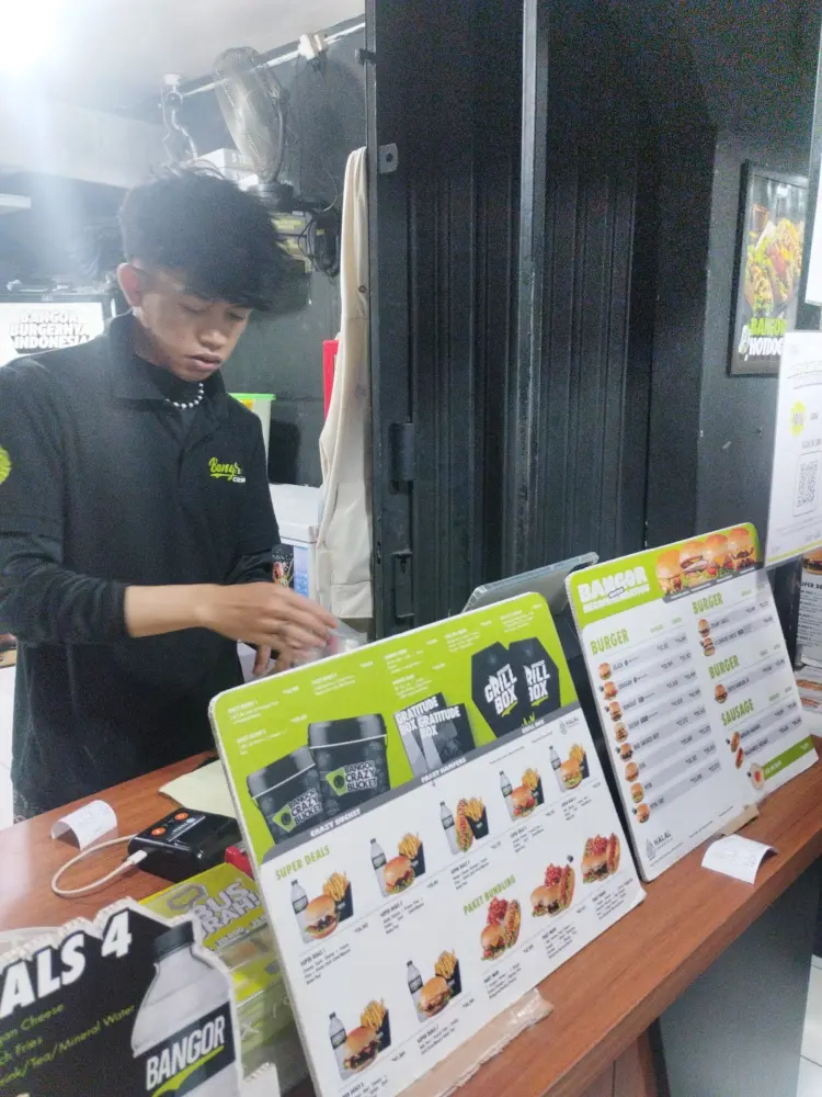 Burger Bangor Unjani 5