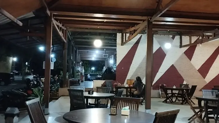 Ayam Goreng Bu Tatik 8