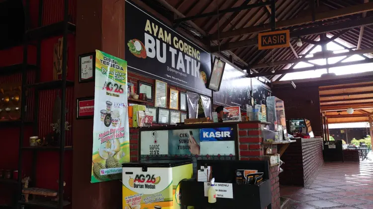 Ayam Goreng Bu Tatik 9