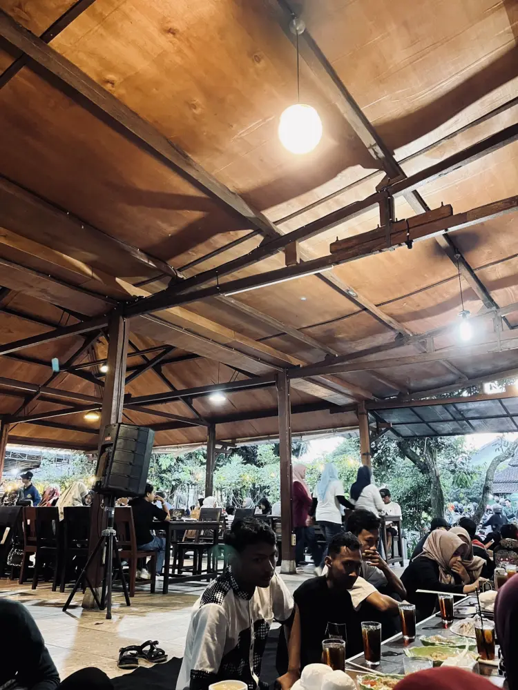 Ayam Goreng Bu Tatik 10