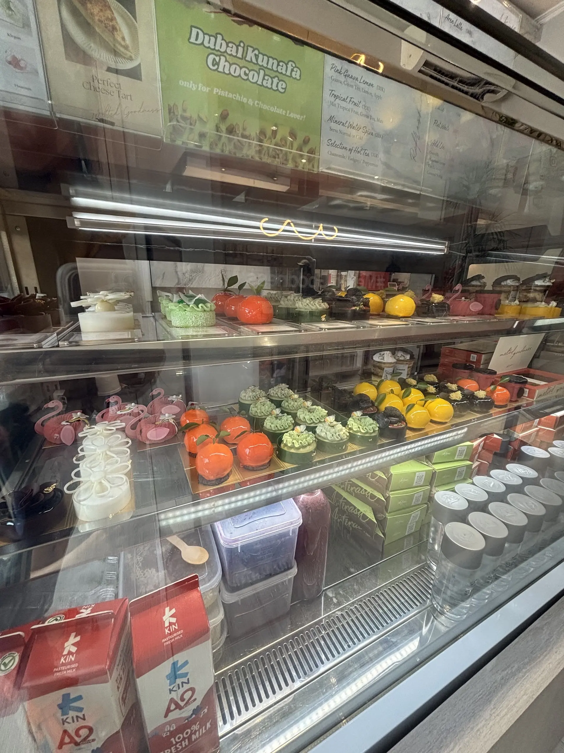 Cheesecake ARTIRASA emang Anjay, tapi serius deh, jangan pesen yang lain 3