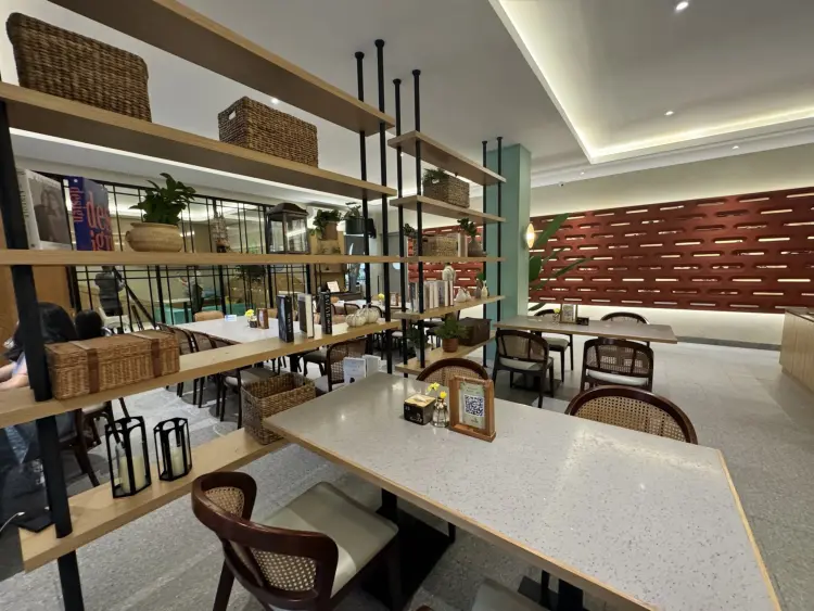 First meal in Pekanbaru: I was conquered by this flying fish