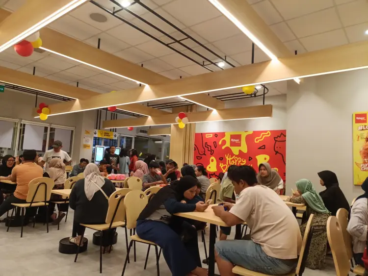 Richeese Factory Sepatan 1