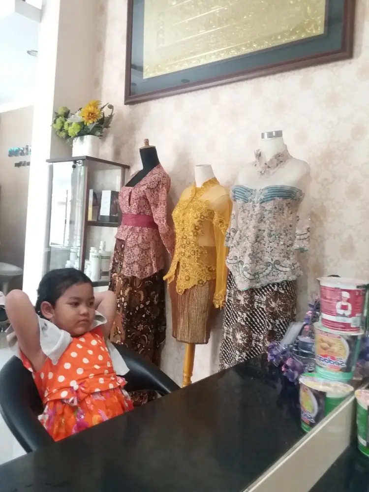 D'Natzwa Salon & Spa 1